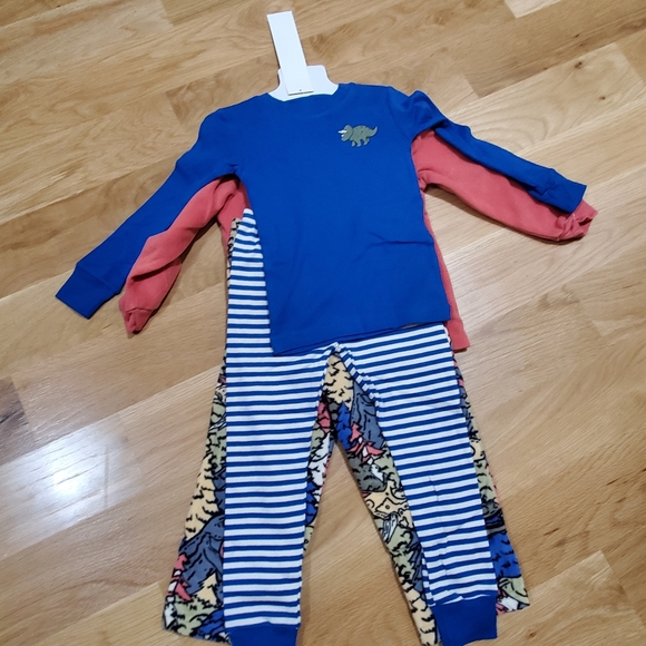 Carters 4 Piece Pajamas-NWT - Picture 4 of 5